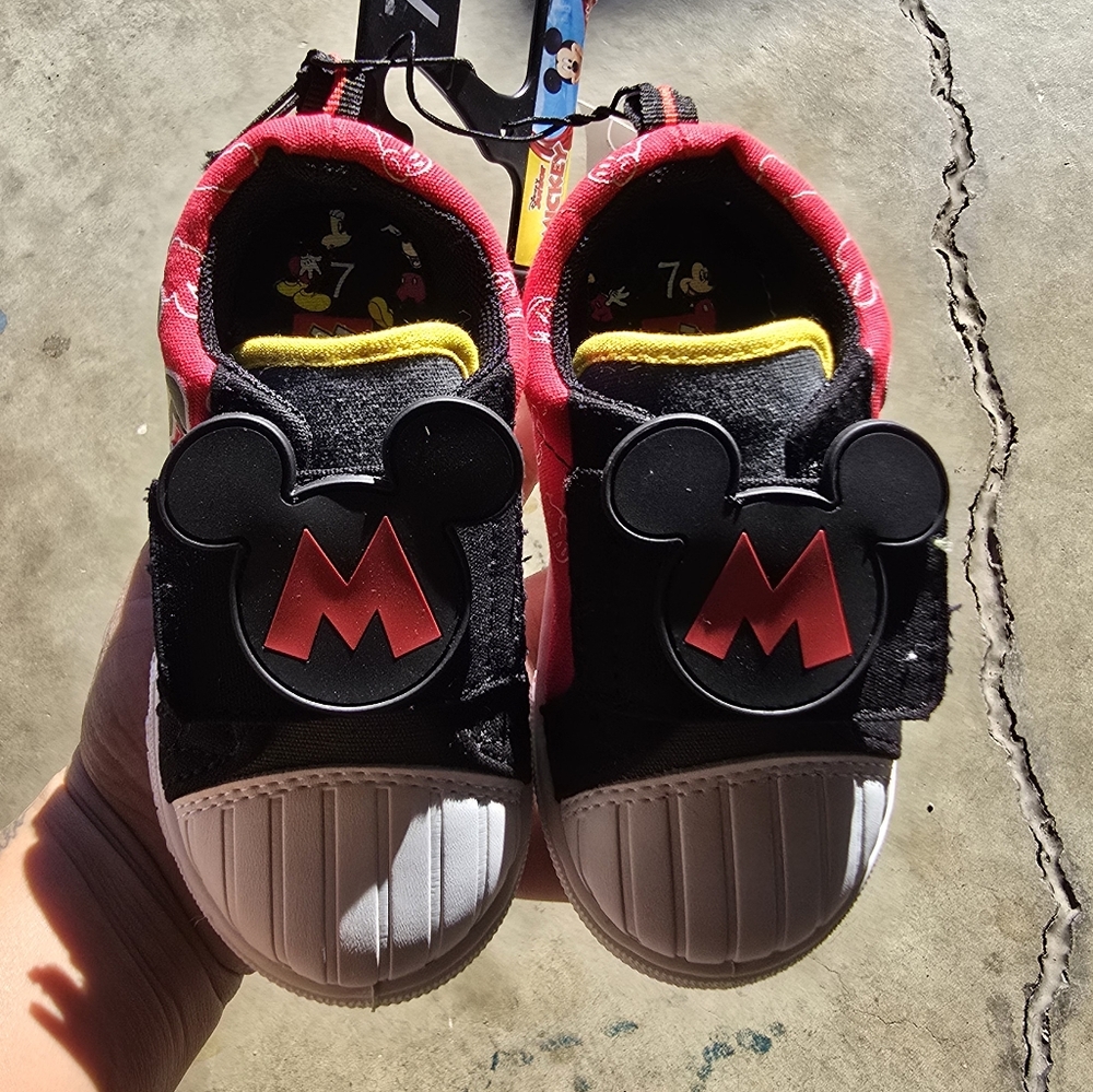 Disney Boys Shoes ♥️